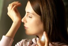 AROMATERAPIA ¿Puede un AROMA Mejorar el ÁNIMO? Mejorar el Animo con Aromaterapia