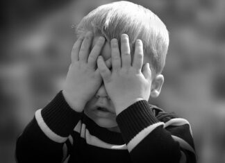 El hábito de MORDER en niños El hábito de MORDER en niños