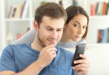 ¿Qué son los celos retrospectivos? Causas y cómo superarlos control celos
