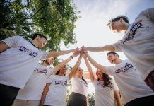 ¿Cómo se llevan a cabo las dinámicas de team building? team building